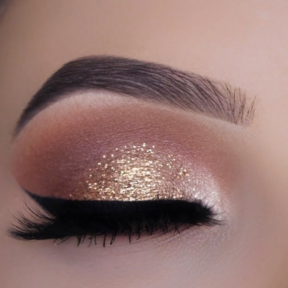 Vegan Glitter Liquid Eyeshadow - Gold - Picture 2 of 2